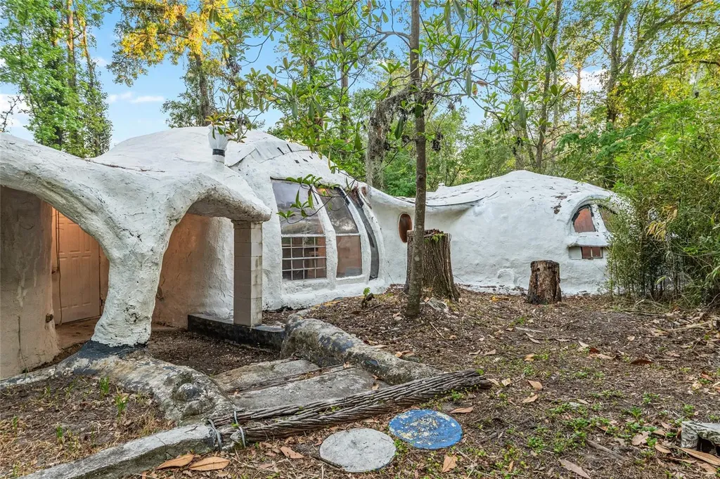 6928 NW 39th Avenue Gainesville FL 32606