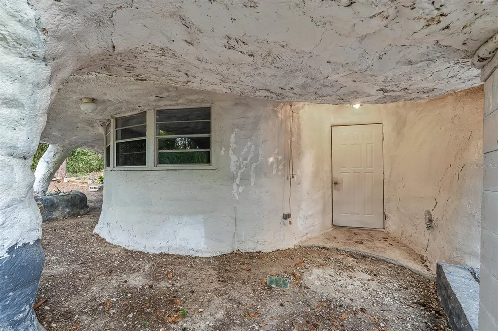 6928 NW 39th Avenue Gainesville FL 32606
