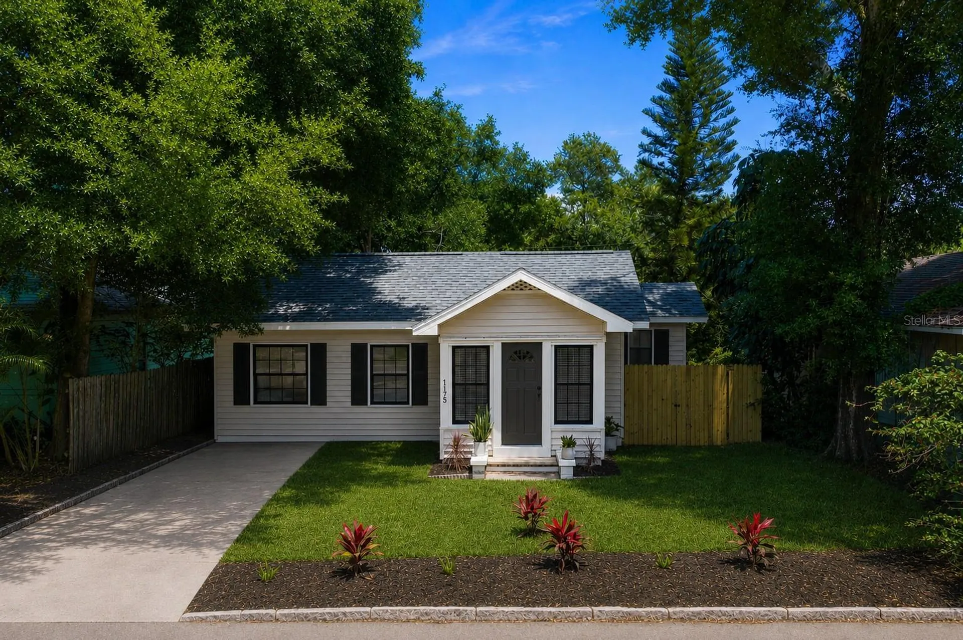 1175 Highland Court N St Petersburg FL 33701
