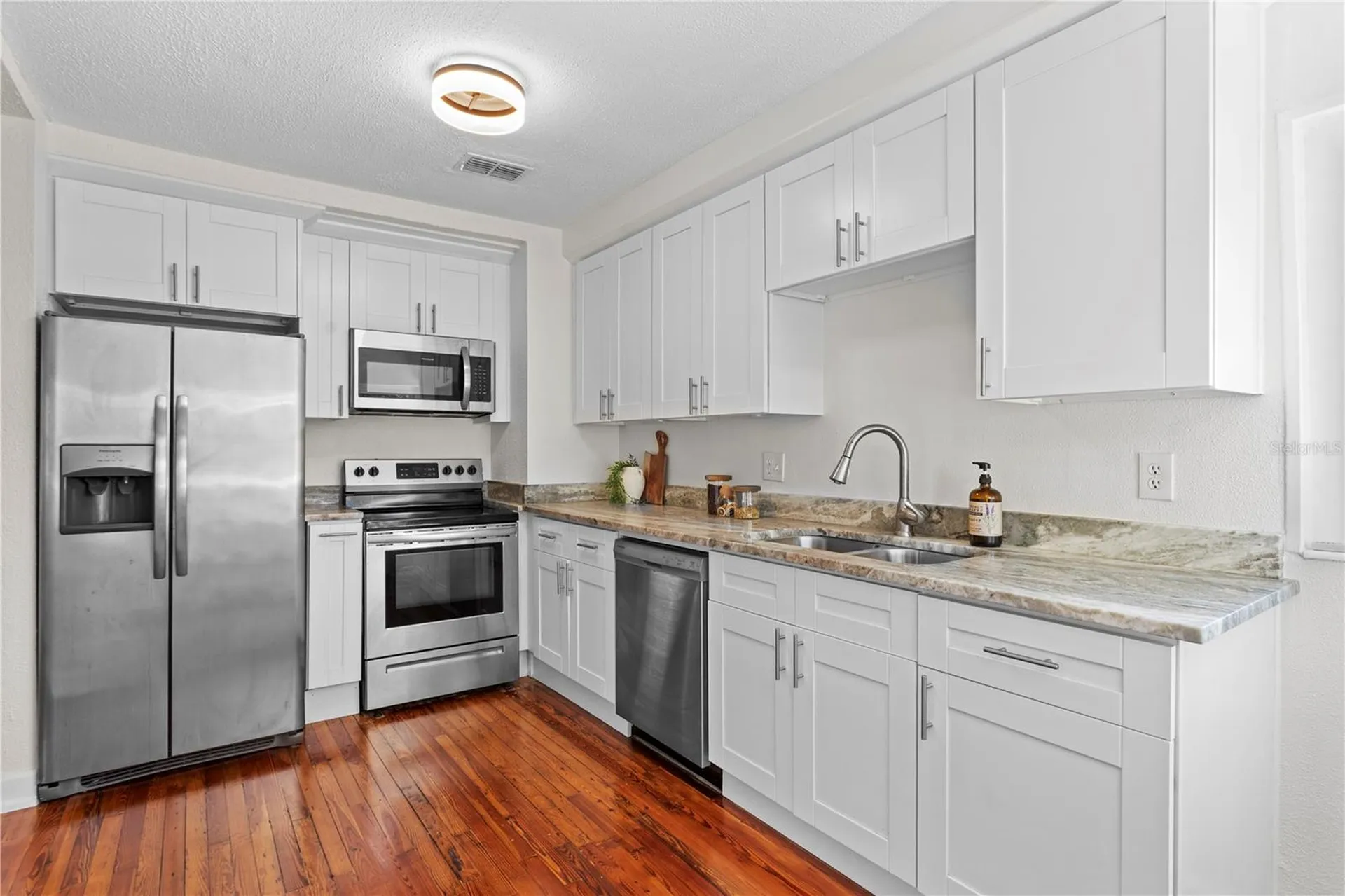 1175 Highland Court N St Petersburg FL 33701
