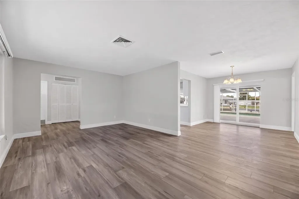 6305 Cottonwood Lane Apollo Beach FL 33572