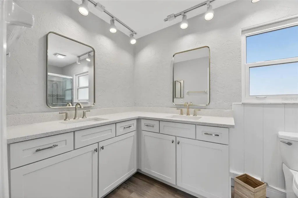 6305 Cottonwood Lane Apollo Beach FL 33572