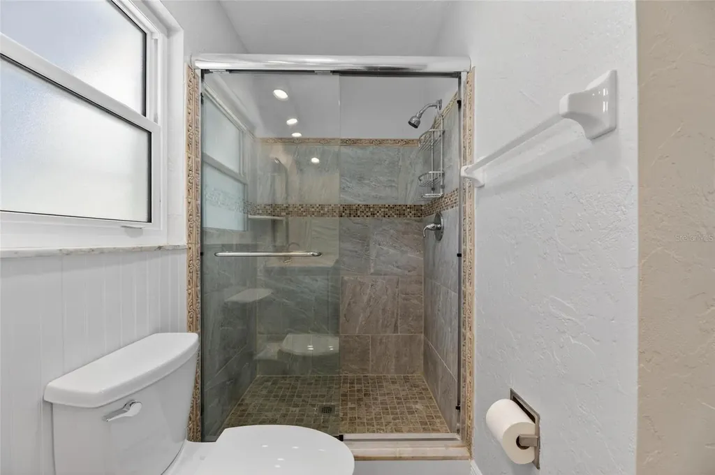 6305 Cottonwood Lane Apollo Beach FL 33572