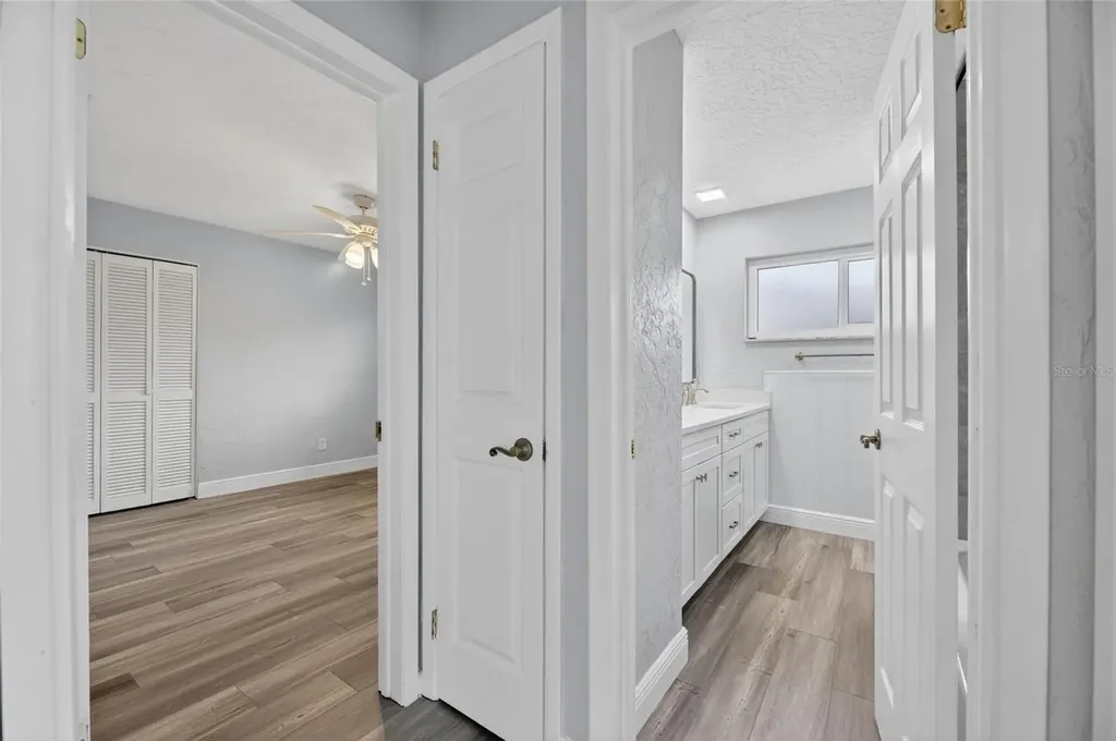6305 Cottonwood Lane Apollo Beach FL 33572