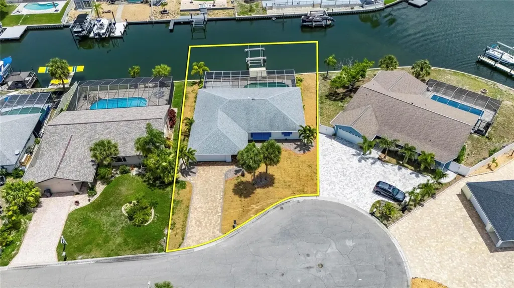 6305 Cottonwood Lane Apollo Beach FL 33572