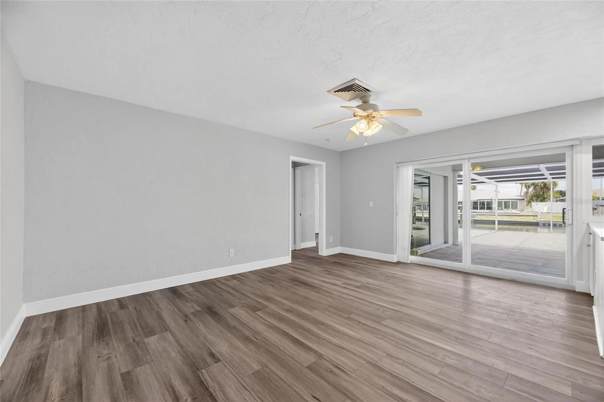 6305 Cottonwood Lane Apollo Beach FL 33572