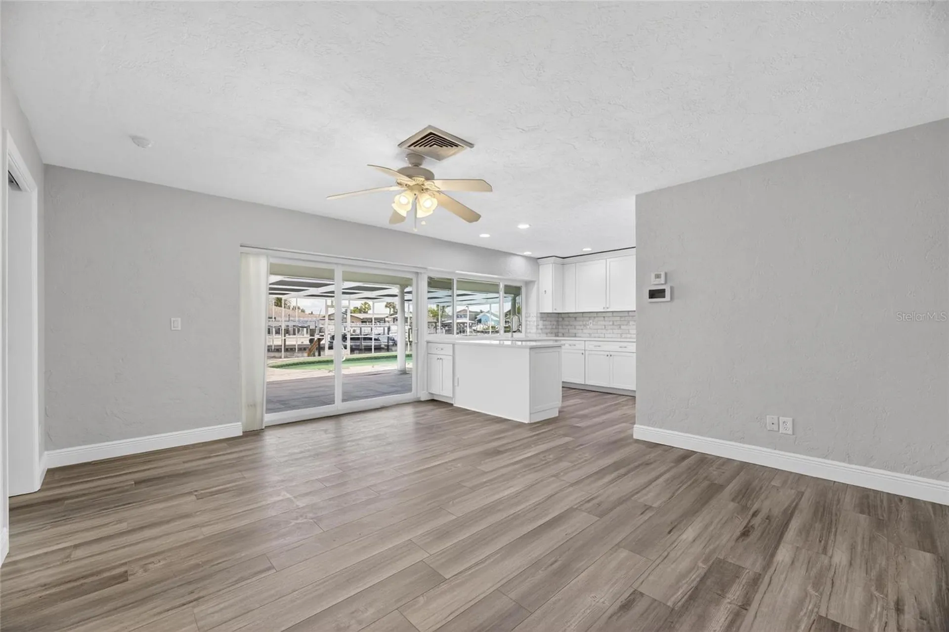 6305 Cottonwood Lane Apollo Beach FL 33572