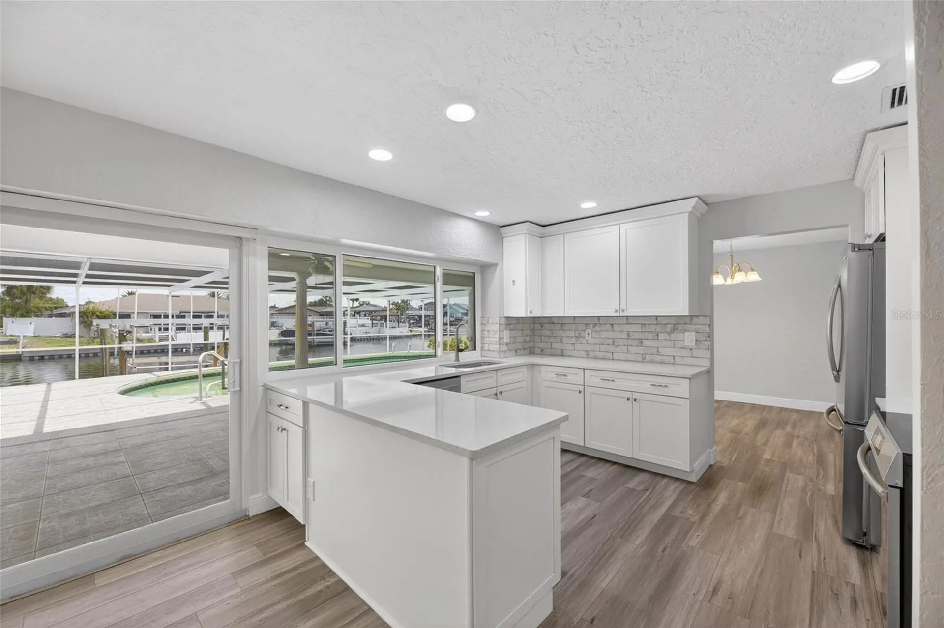 6305 Cottonwood Lane Apollo Beach FL 33572