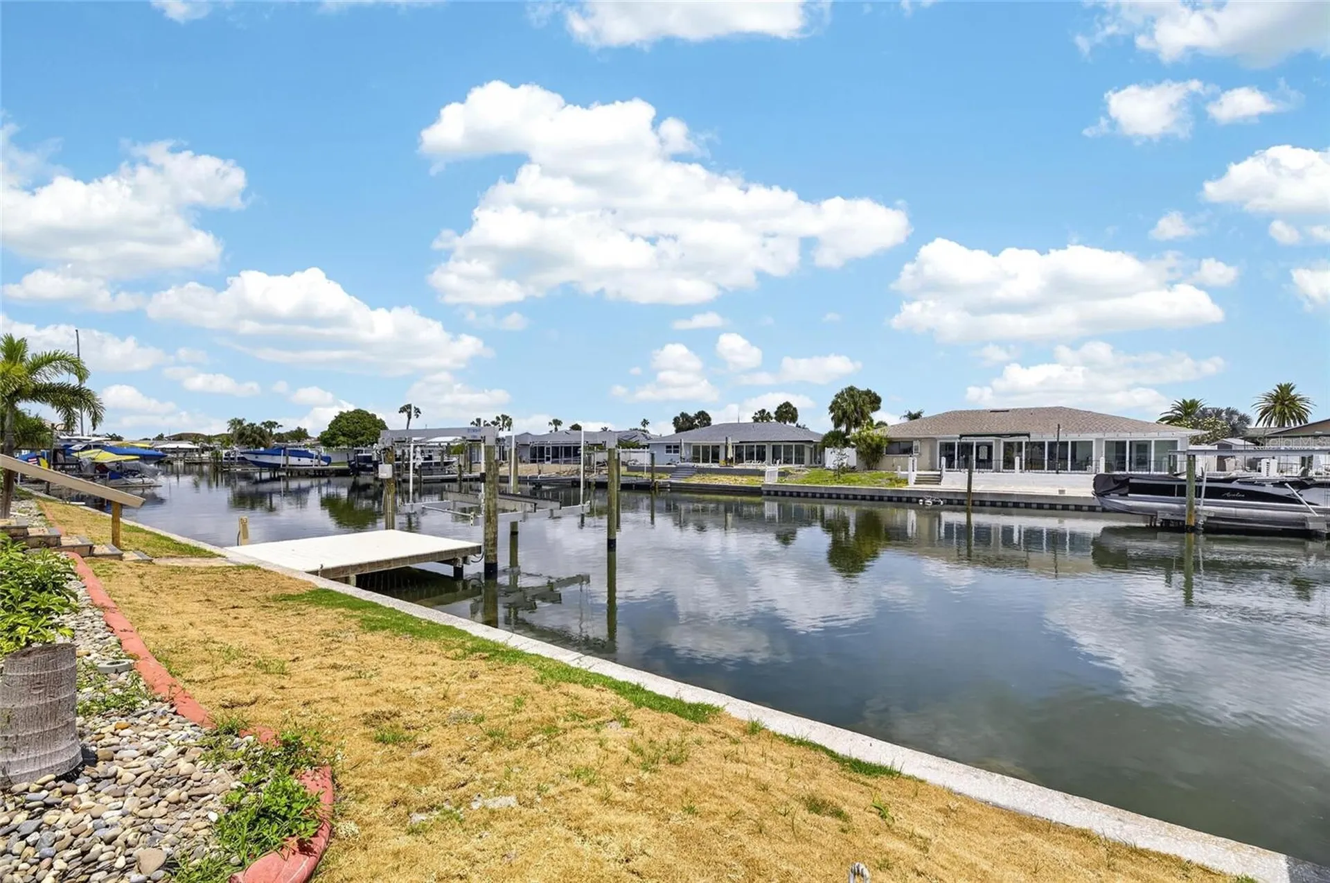 6305 Cottonwood Lane Apollo Beach FL 33572