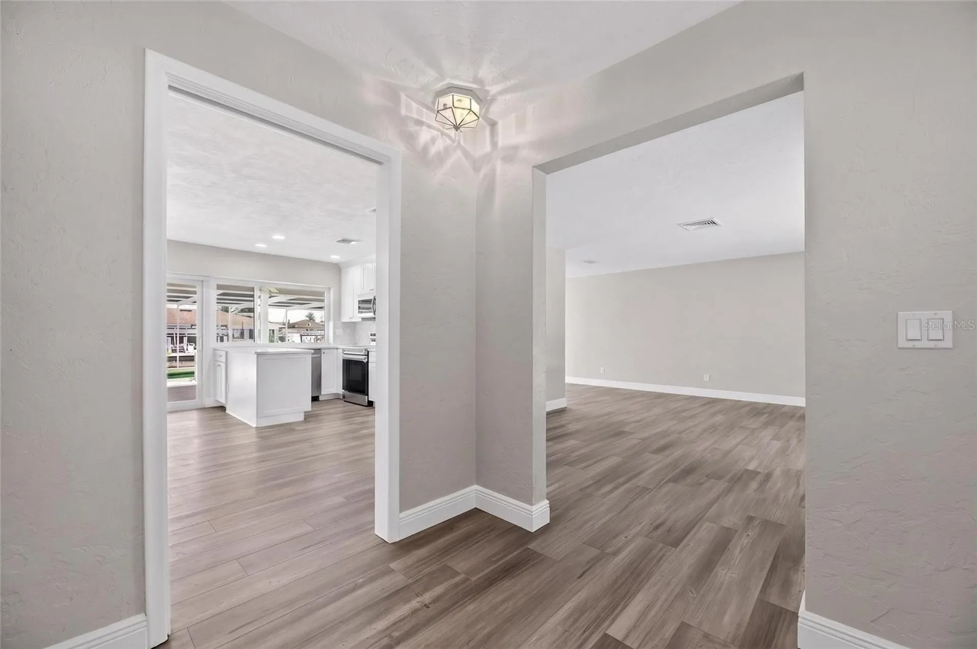 6305 Cottonwood Lane Apollo Beach FL 33572
