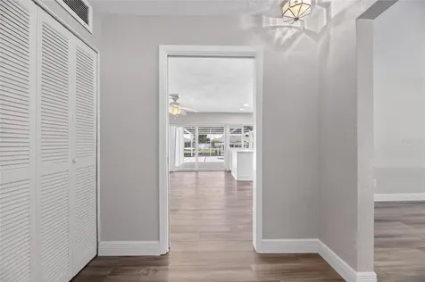 6305 Cottonwood Lane Apollo Beach FL 33572