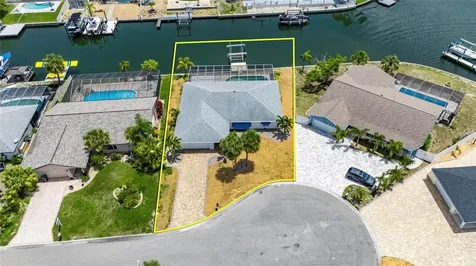 6305 Cottonwood Lane Apollo Beach FL 33572