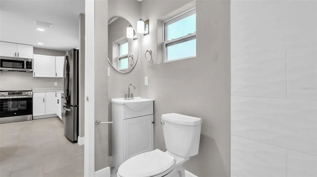 2651 1/2 2nd Avenue S St Petersburg FL 33712