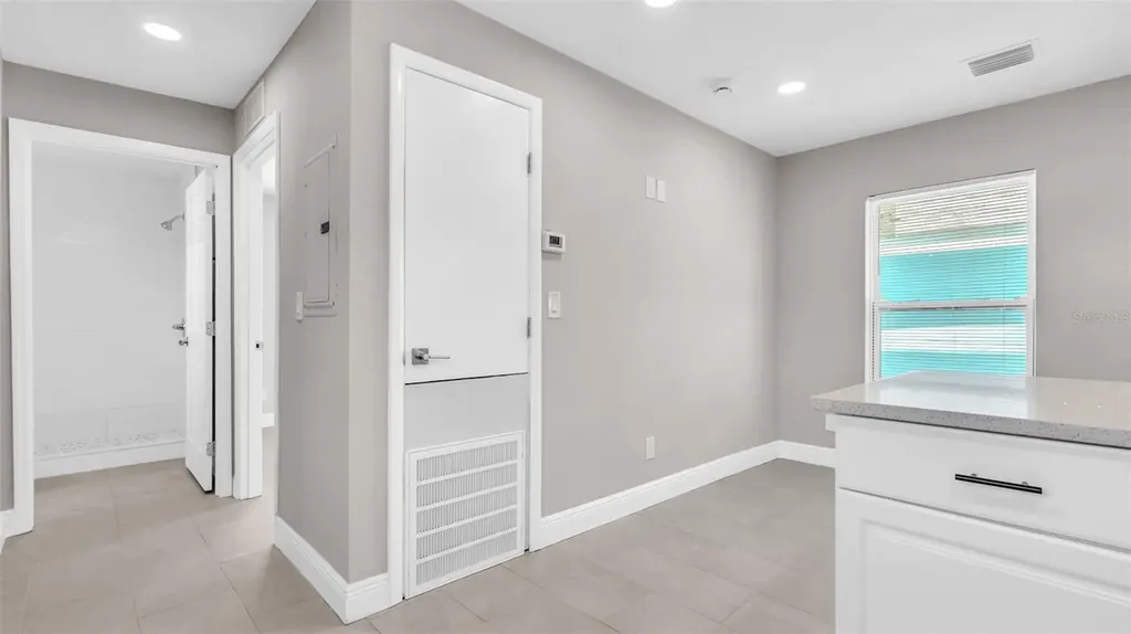 2651 1/2 2nd Avenue S St Petersburg FL 33712