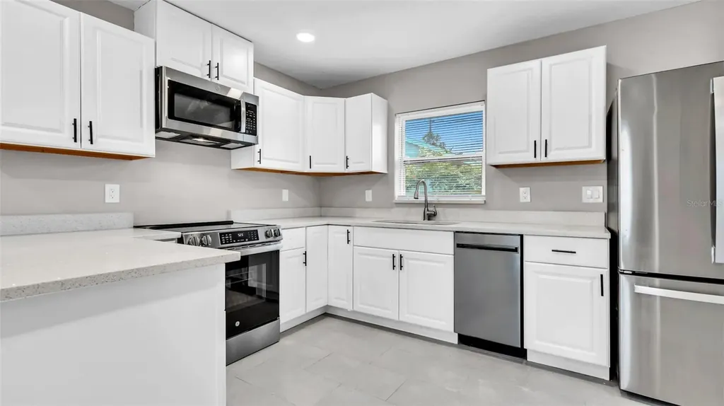 2651 1/2 2nd Avenue S St Petersburg FL 33712
