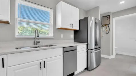 2651 1/2 2nd Avenue S St Petersburg FL 33712
