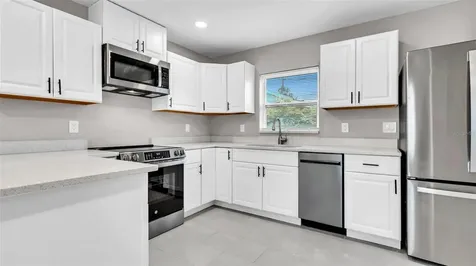 2651 1/2 2nd Avenue S St Petersburg FL 33712