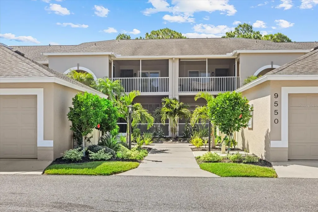 9550 High Gate Drive Sarasota FL 34238