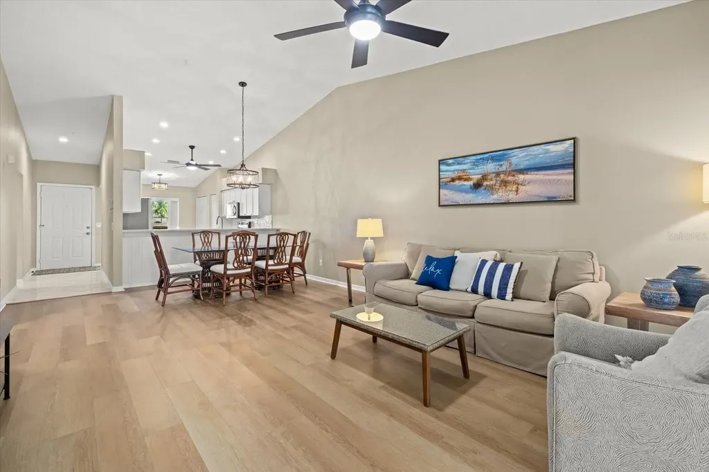 9550 High Gate Drive Sarasota FL 34238