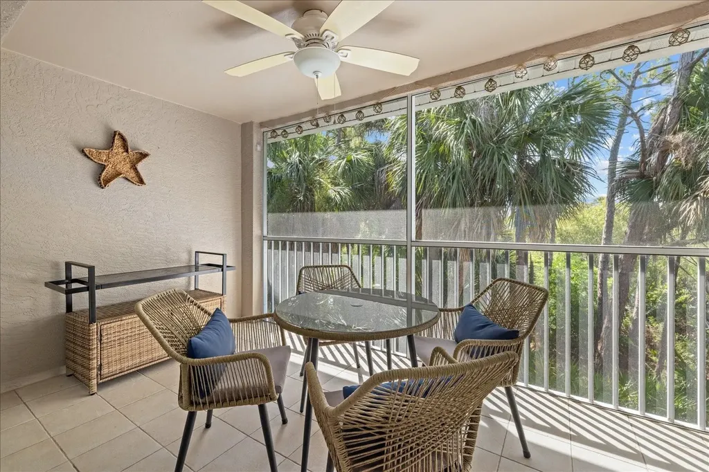 9550 High Gate Drive Sarasota FL 34238