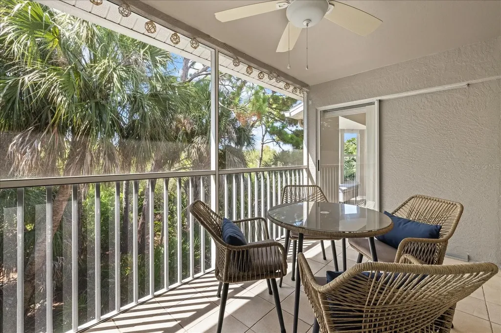 9550 High Gate Drive Sarasota FL 34238