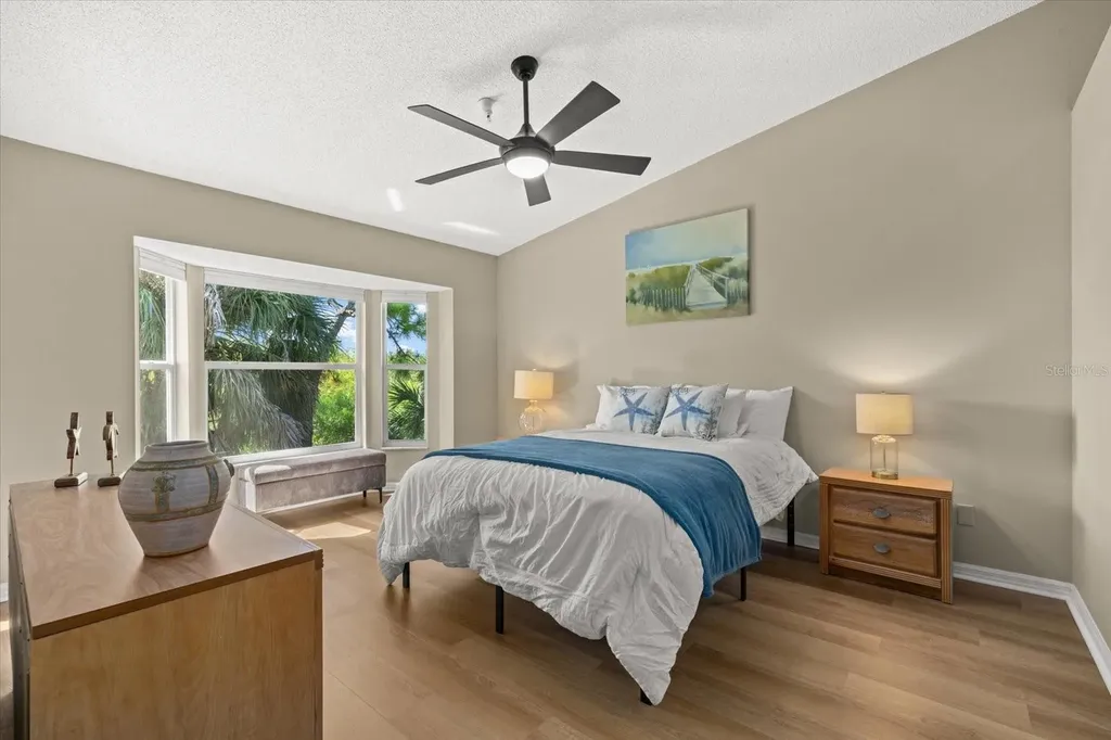 9550 High Gate Drive Sarasota FL 34238