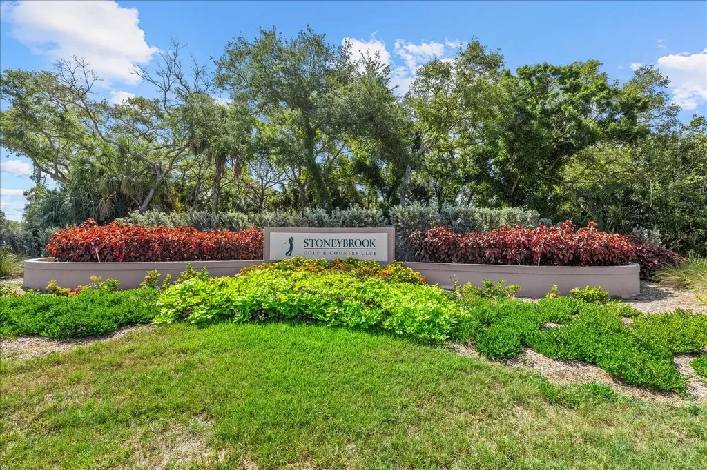9550 High Gate Drive Sarasota FL 34238