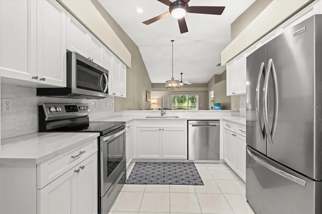 9550 High Gate Drive Sarasota FL 34238