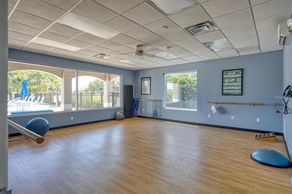 9550 High Gate Drive Sarasota FL 34238