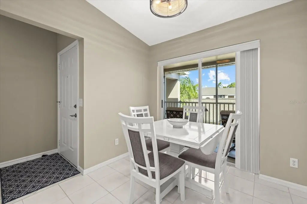 9550 High Gate Drive Sarasota FL 34238