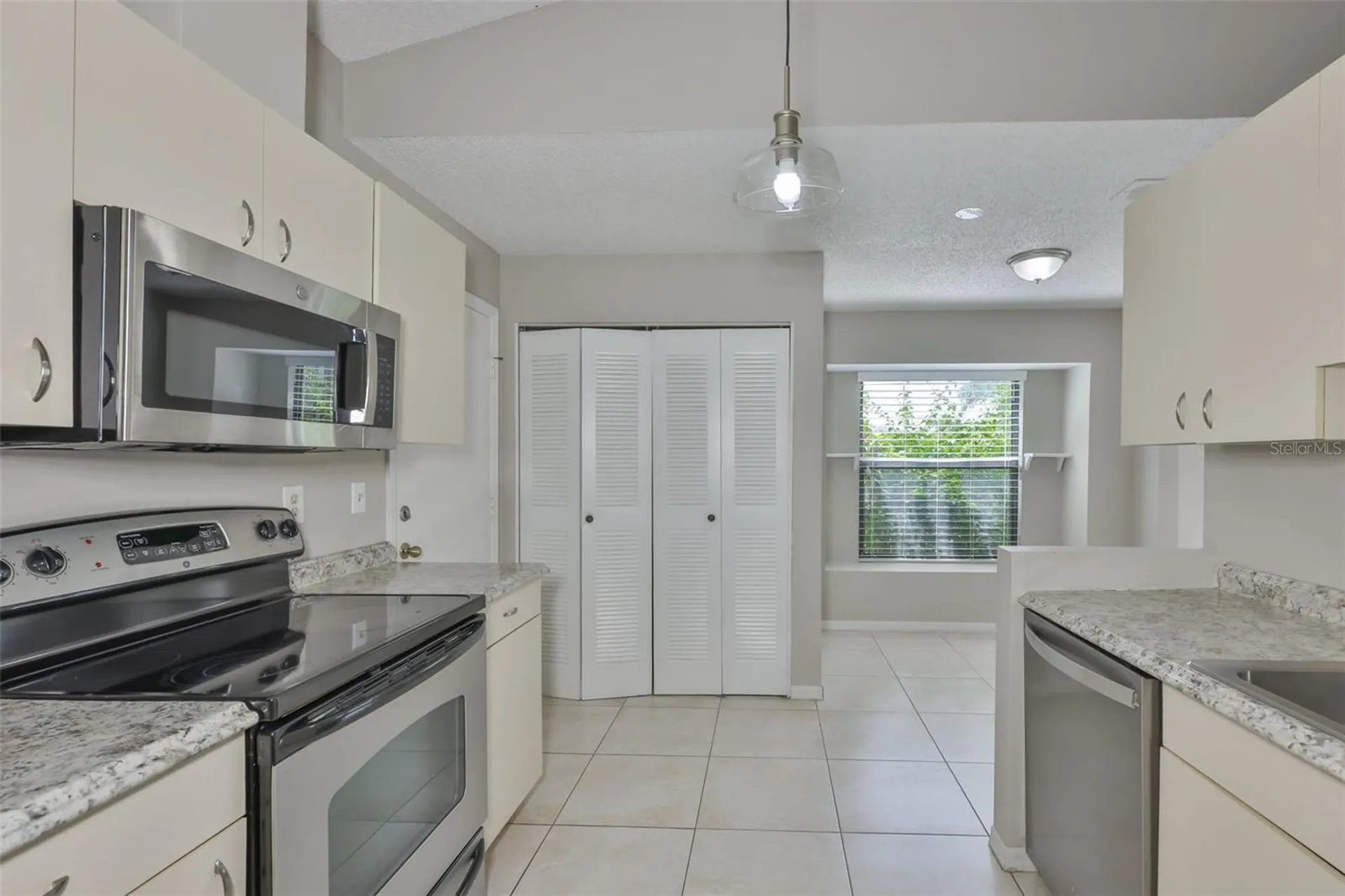 1209 Litchfield Drive Sun City Center FL 33573