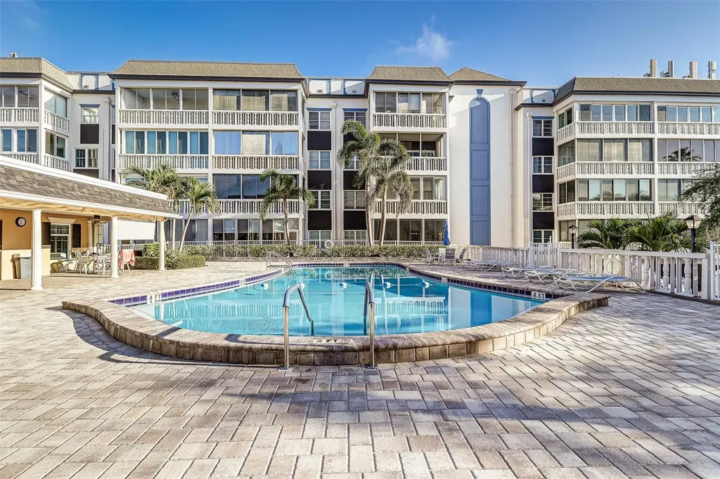 139 Bluff View Drive Belleair Bluffs FL 33770