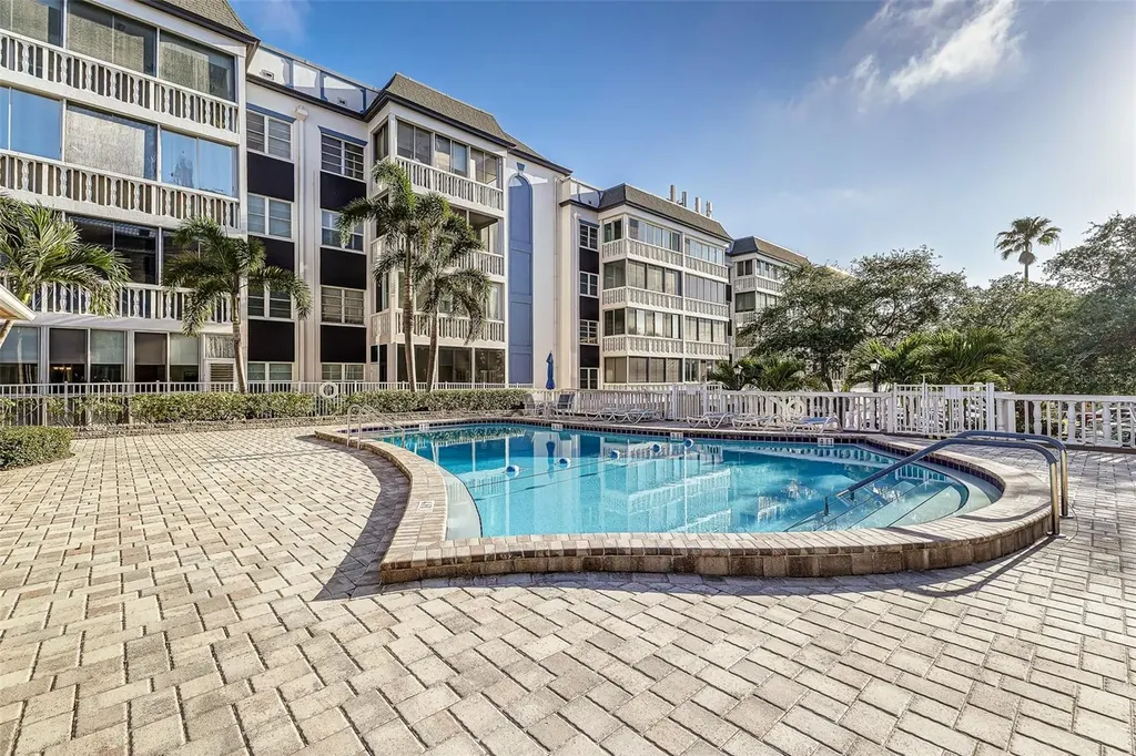 139 Bluff View Drive Belleair Bluffs FL 33770