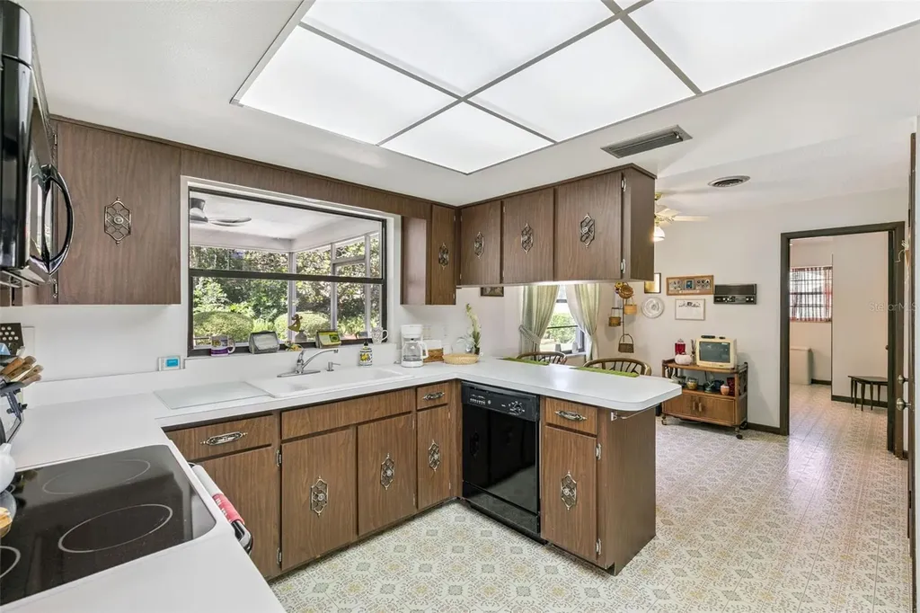 225 Lake Destiny Trail Altamonte Springs FL 32714
