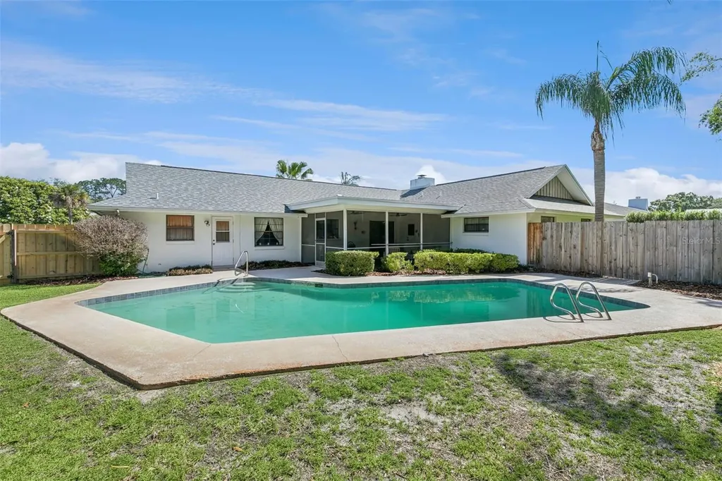 225 Lake Destiny Trail Altamonte Springs FL 32714