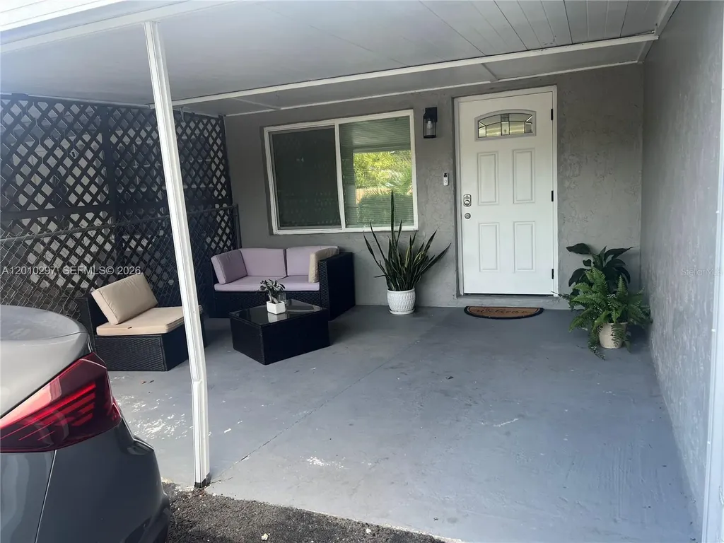 6742 SW 18 Court North Lauderdale FL 33068