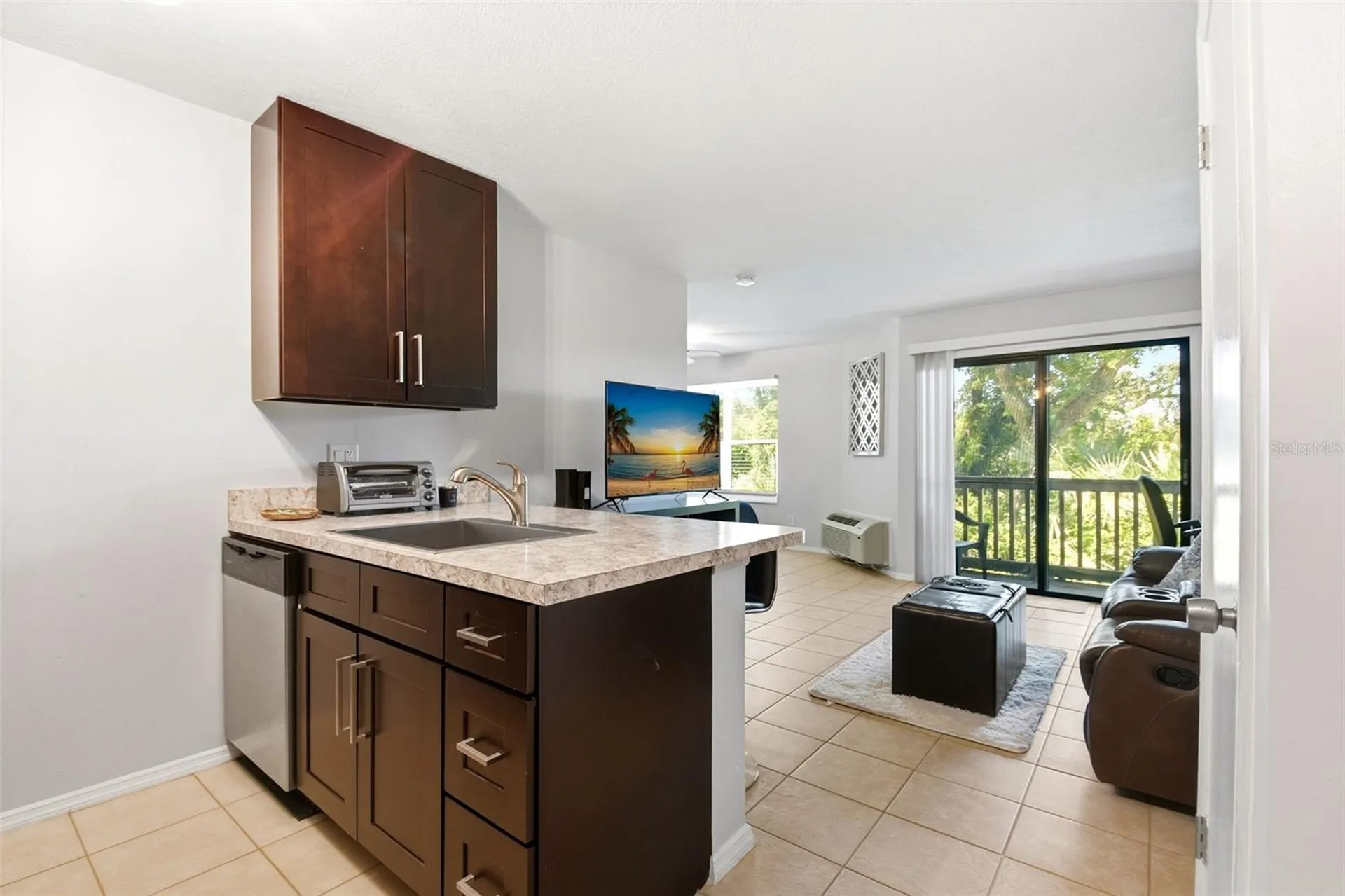 1401 S Palmetto Avenue Daytona Beach FL 32114