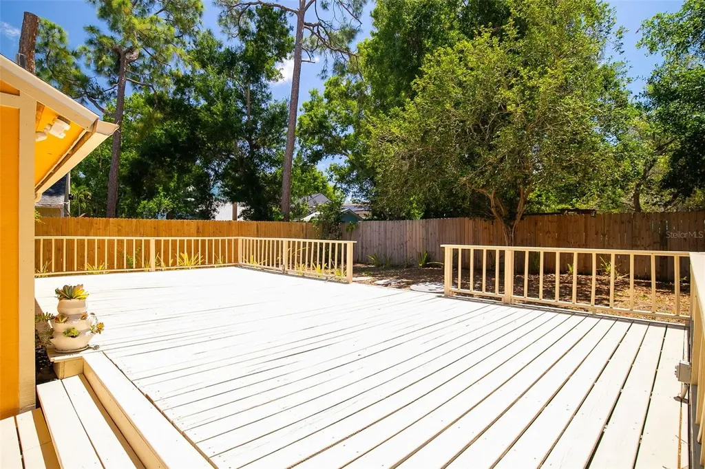 3174 Peachtree Street Sarasota FL 34231