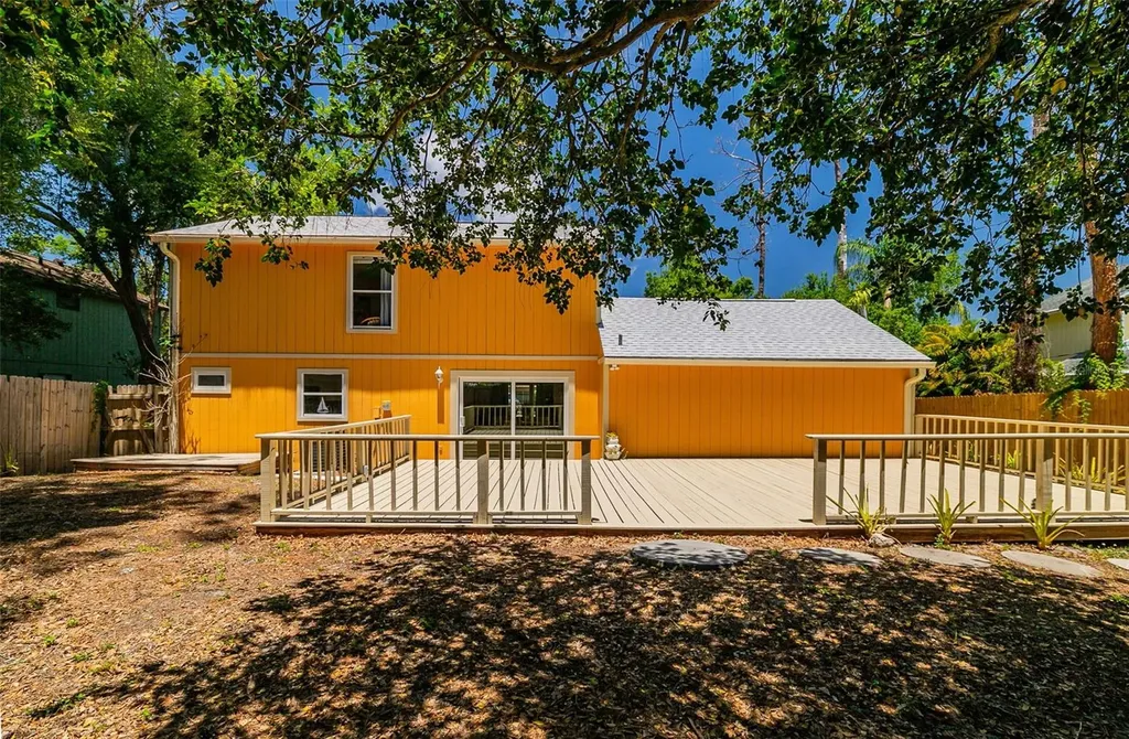 3174 Peachtree Street Sarasota FL 34231