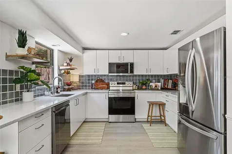 3174 Peachtree Street Sarasota FL 34231
