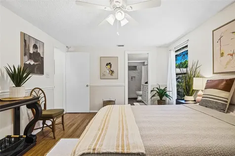 3174 Peachtree Street Sarasota FL 34231