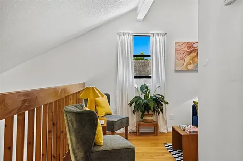 3174 Peachtree Street Sarasota FL 34231