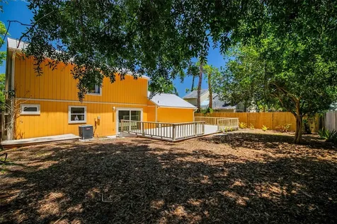 3174 Peachtree Street Sarasota FL 34231