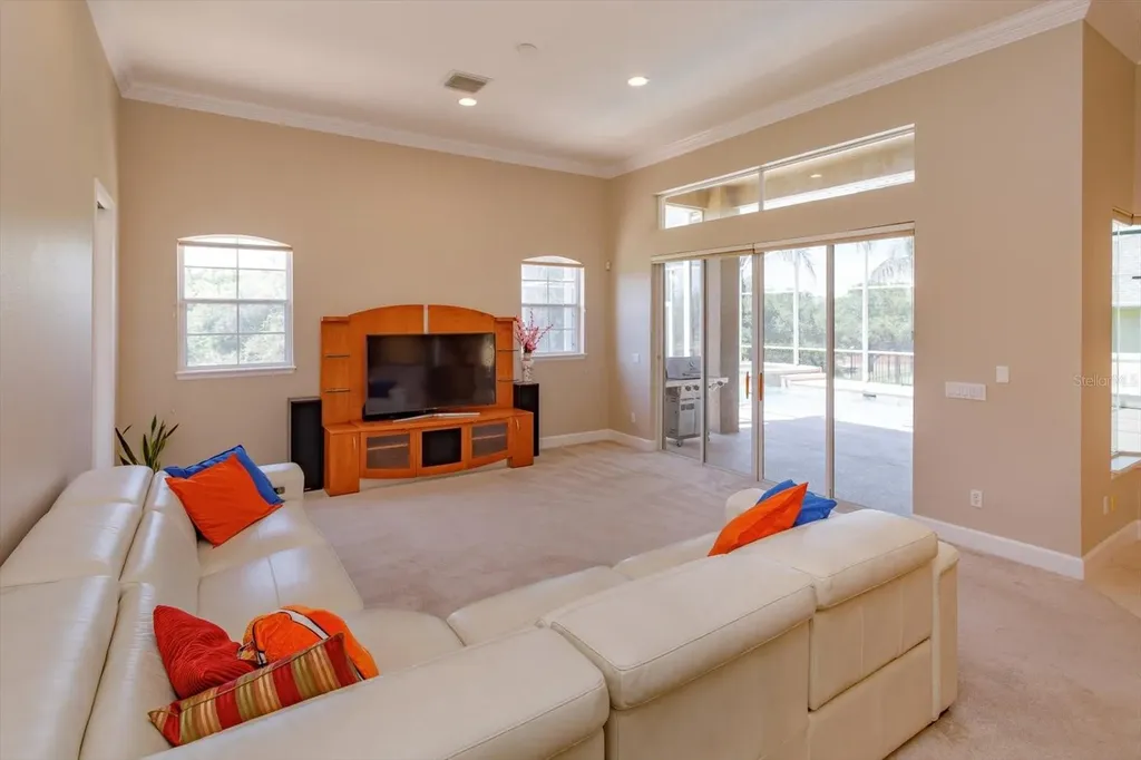 3529 King George Drive Orlando FL 32835