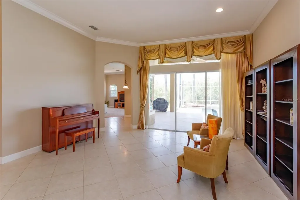 3529 King George Drive Orlando FL 32835