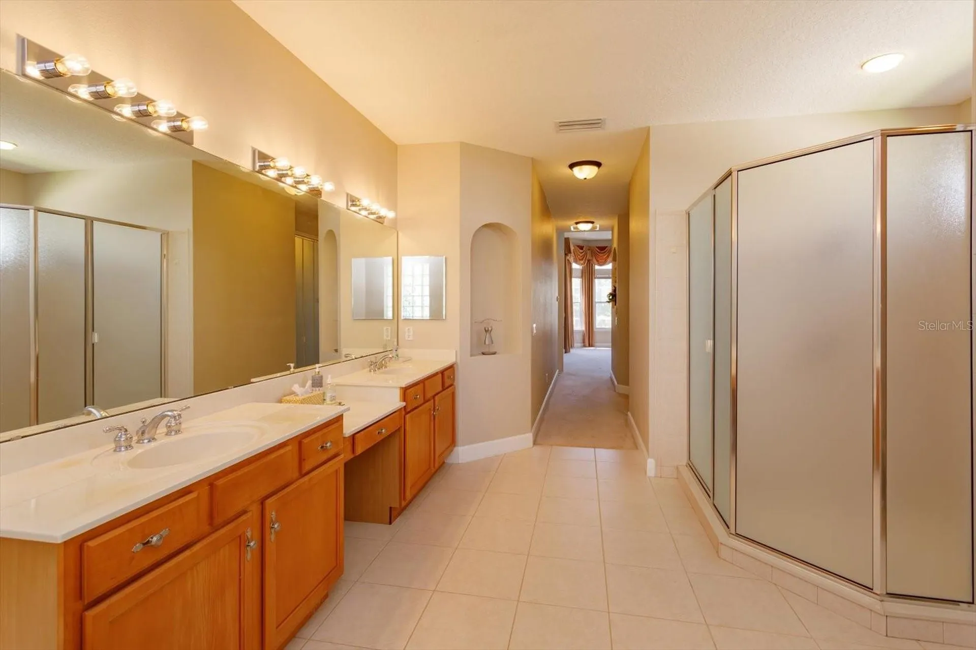3529 King George Drive Orlando FL 32835