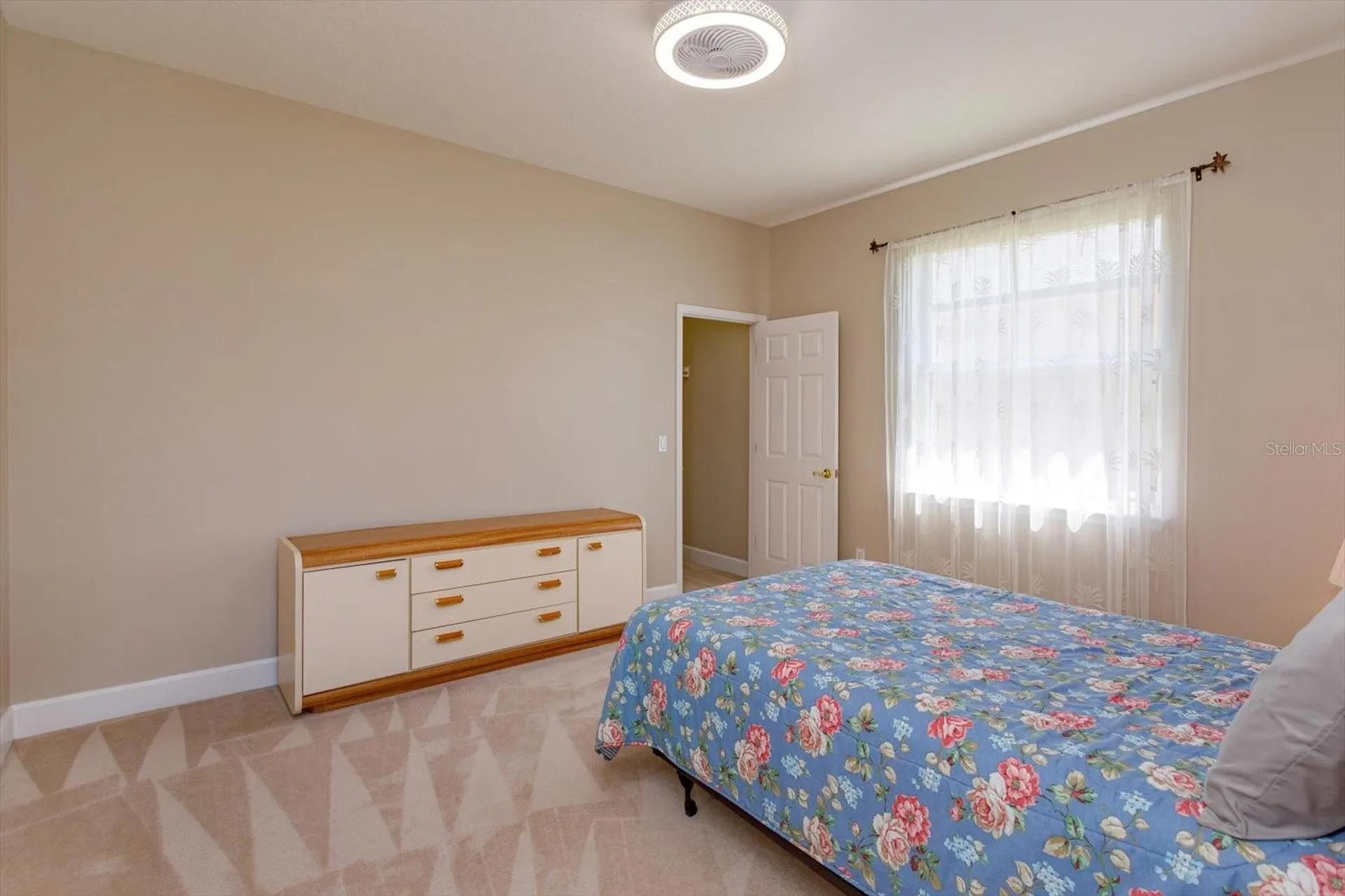3529 King George Drive Orlando FL 32835