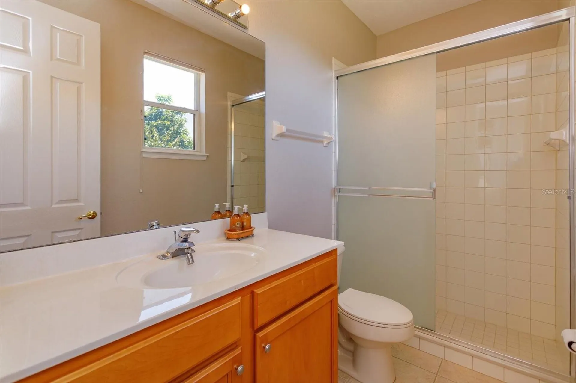 3529 King George Drive Orlando FL 32835