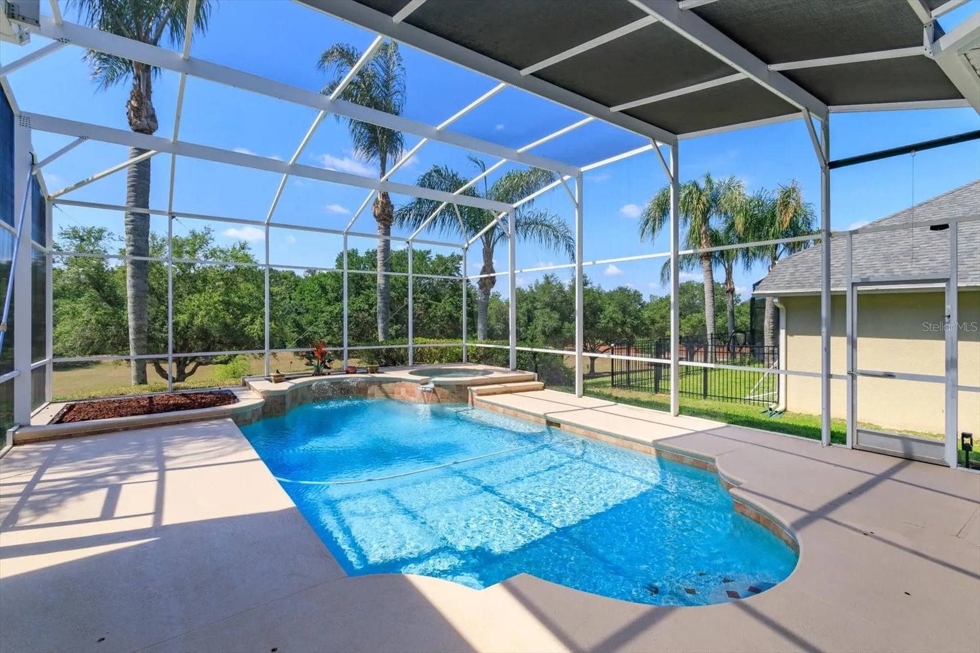 3529 King George Drive Orlando FL 32835