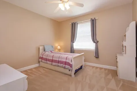 3529 King George Drive Orlando FL 32835
